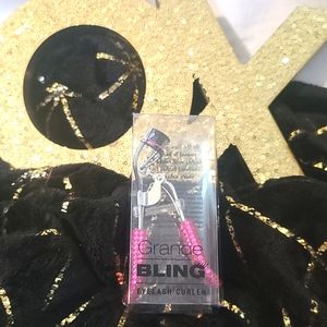 Grande Bling lash curler